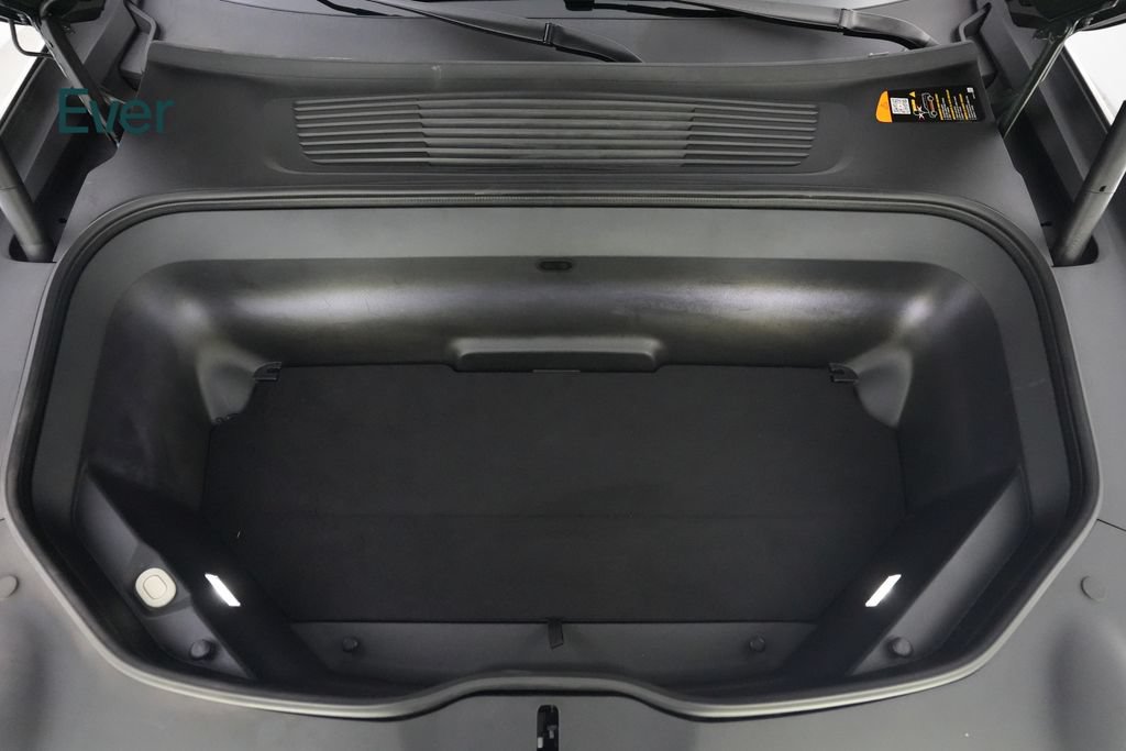 Used 2023 Rivian R1S Adventure Quad AWD/4WD image 30