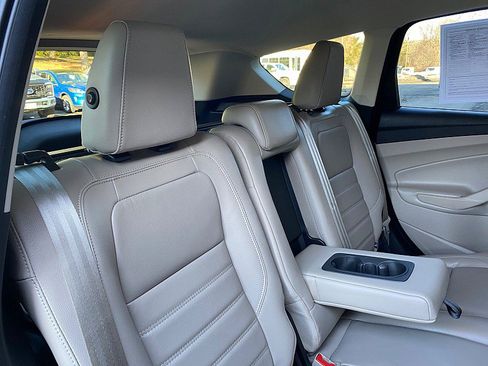 Used 2018 Ford Escape SEL image 38