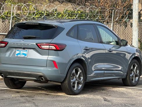 Used 2023 Ford Escape ST-Line image 3
