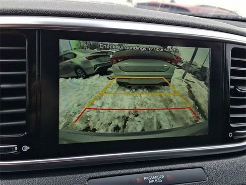 Certified 2020 Kia Sportage EX image 16