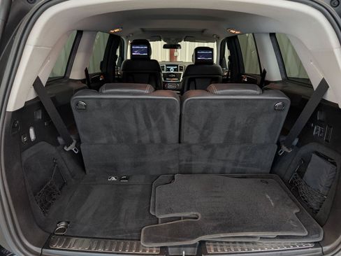 Used 2014 Mercedes-Benz GL 450 4MATIC image 54