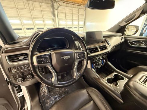 Used 2023 Chevrolet Tahoe Z71 w/ Z71 Off-Road Package image 12