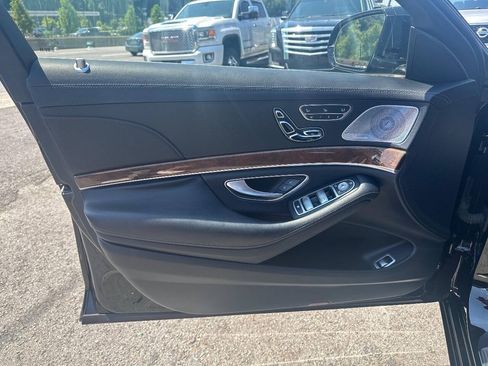 Used 2014 Mercedes-Benz S 550 Sedan w/ Premium 1 Package image 6