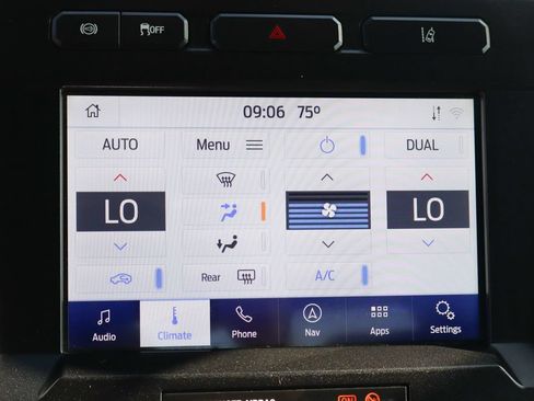 Used 2020 Ford F250 Lariat w/ Lariat Value Package AWD/4WD image 35