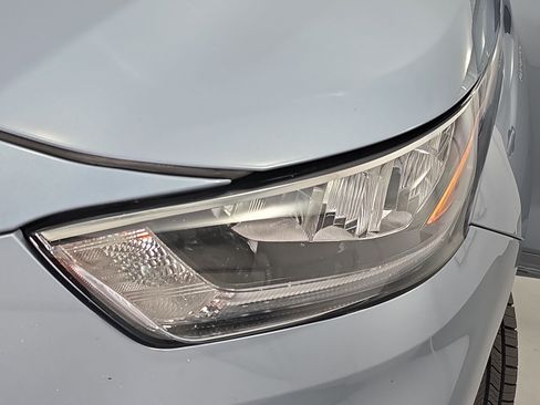 Used 2020 Toyota Highlander XLE AWD/4WD image 32