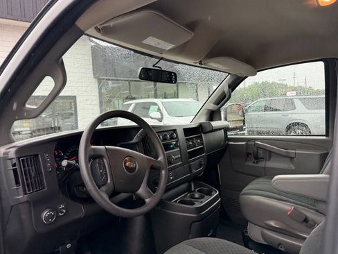 Used 2025 Chevrolet Express 2500 w/ Driver Convenience Package RWD image 12
