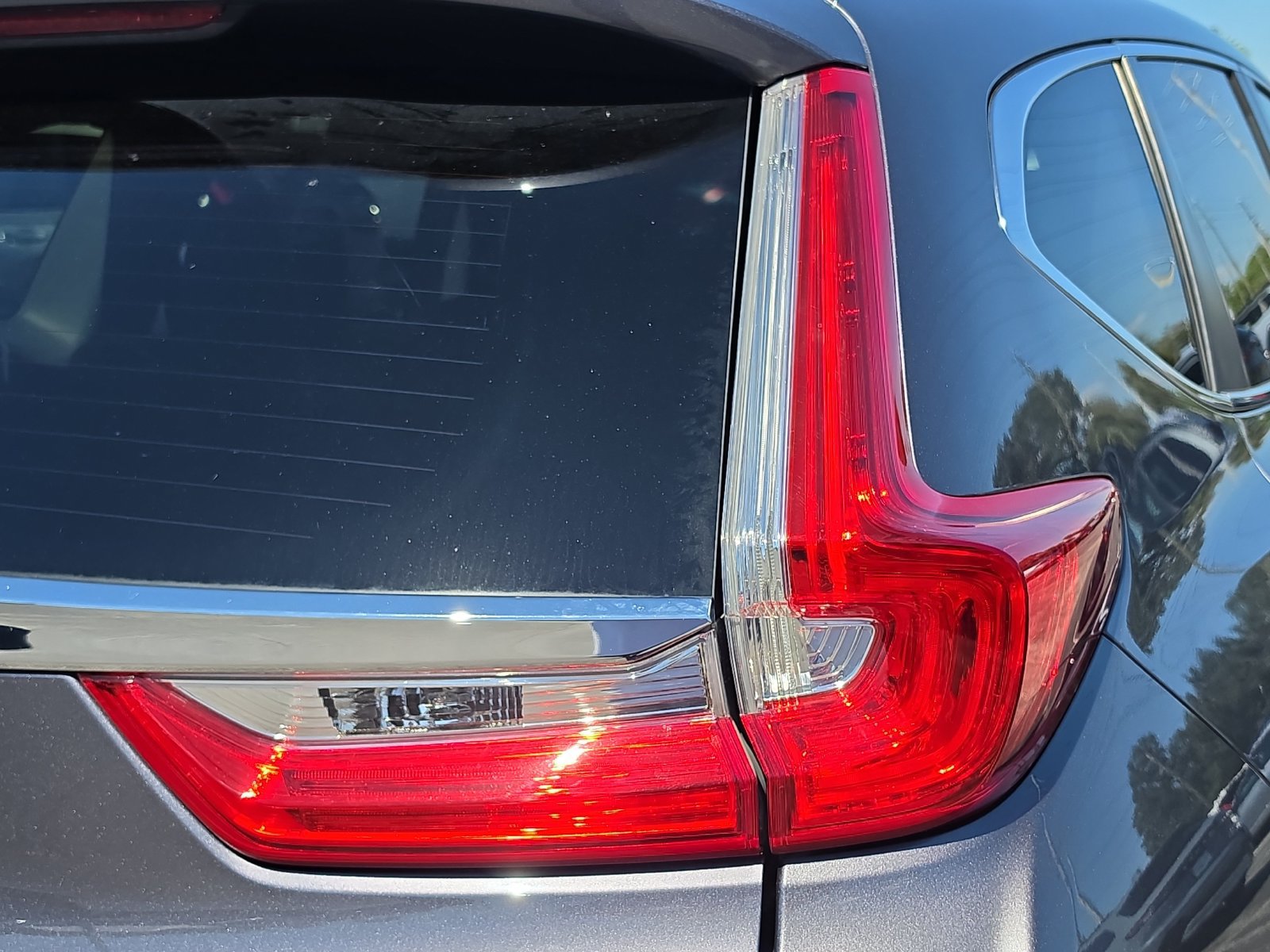 Used 2019 Honda CR-V EX image 8