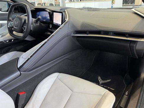 Used 2021 Chevrolet Corvette Stingray Preferred Cpe w/ Z51 Performance Package image 15