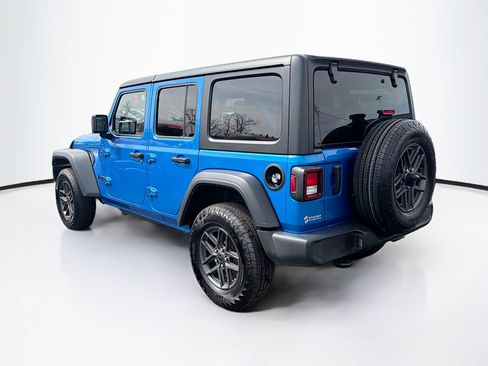 Used 2024 Jeep Wrangler Sport S image 6