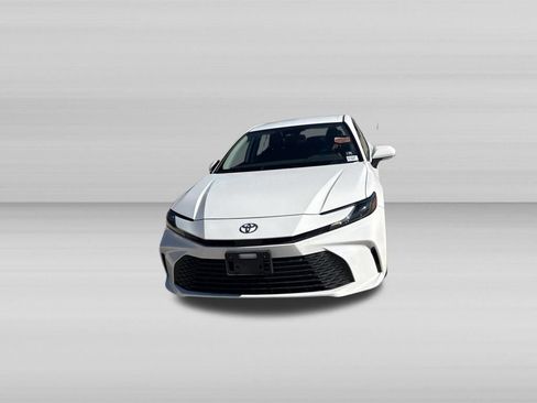 Used 2026 Toyota Camry LE FWD image 9