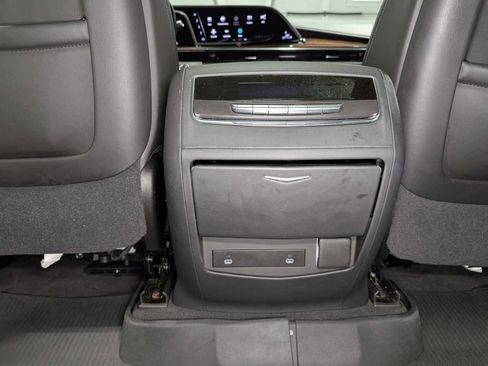 Certified 2021 Cadillac Escalade Premium Luxury image 22