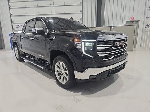 Used 2024 GMC Sierra 1500 SLT w/ SLT Premium Plus Package image 9