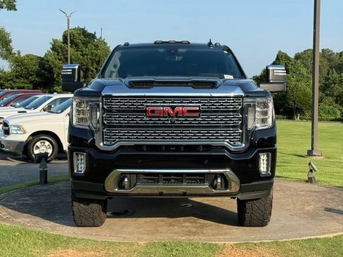 Used 2020 GMC Sierra 2500 Denali w/ Denali Ultimate Package AWD/4WD image 2