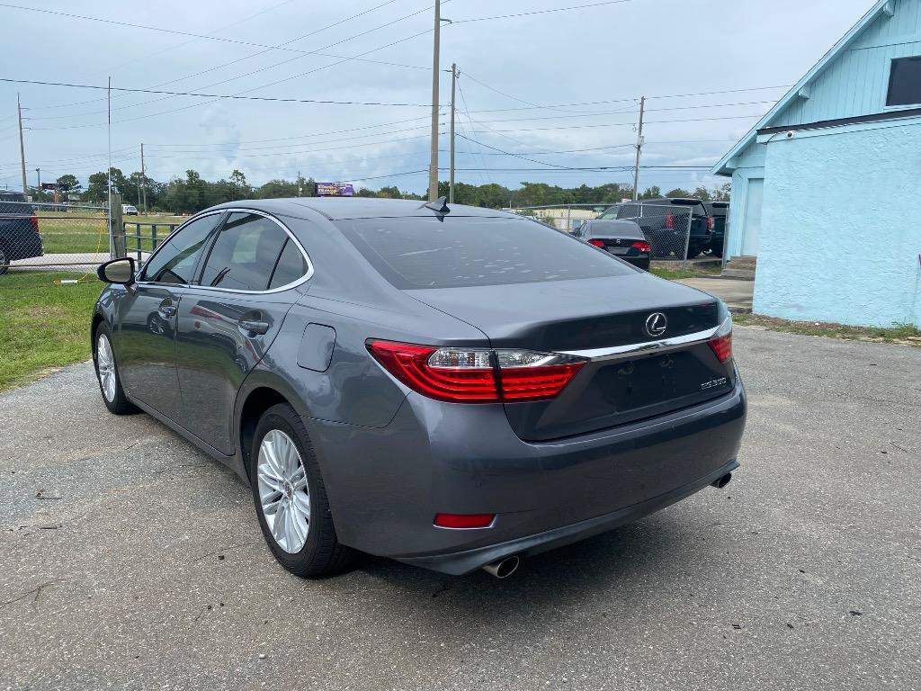 Used 2014 Lexus ES 350 w/ Luxury Package FWD image 10