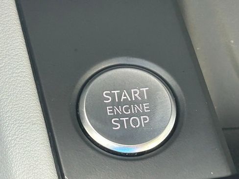 Used 2023 Audi A4 2.0T Premium Plus w/ Premium Plus Package image 51