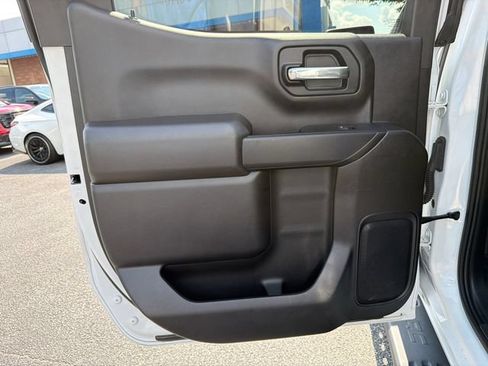 Used 2022 Chevrolet Silverado 1500 Custom AWD/4WD image 21