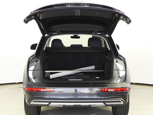 Used 2023 Audi Q5 2.0T Premium Plus w/ Premium Plus Package image 10