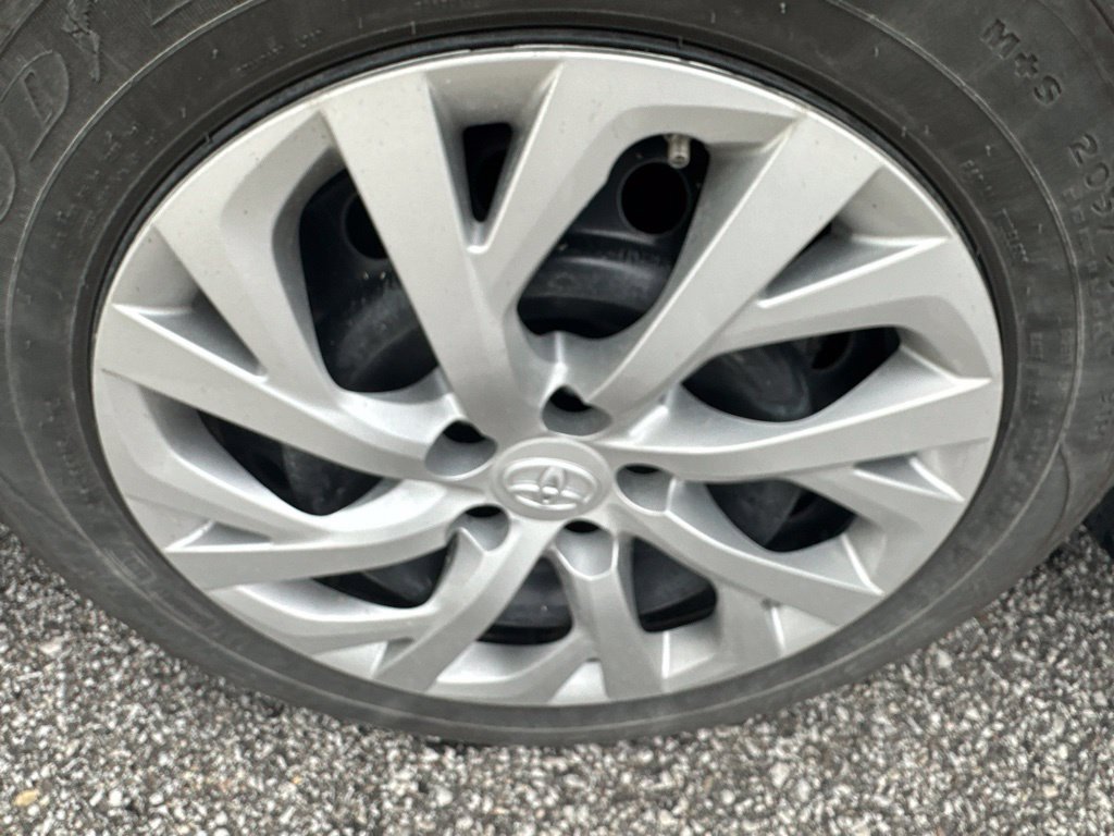 Used 2019 Toyota Corolla LE FWD image 43
