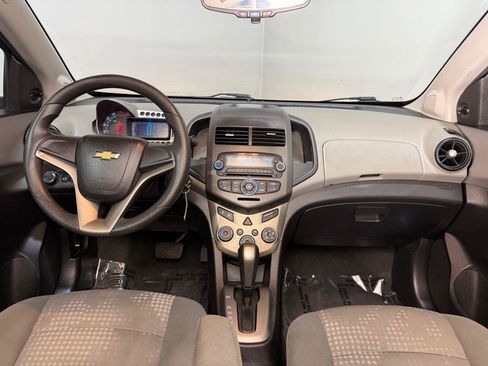 Used 2012 Chevrolet Sonic LS FWD image 11