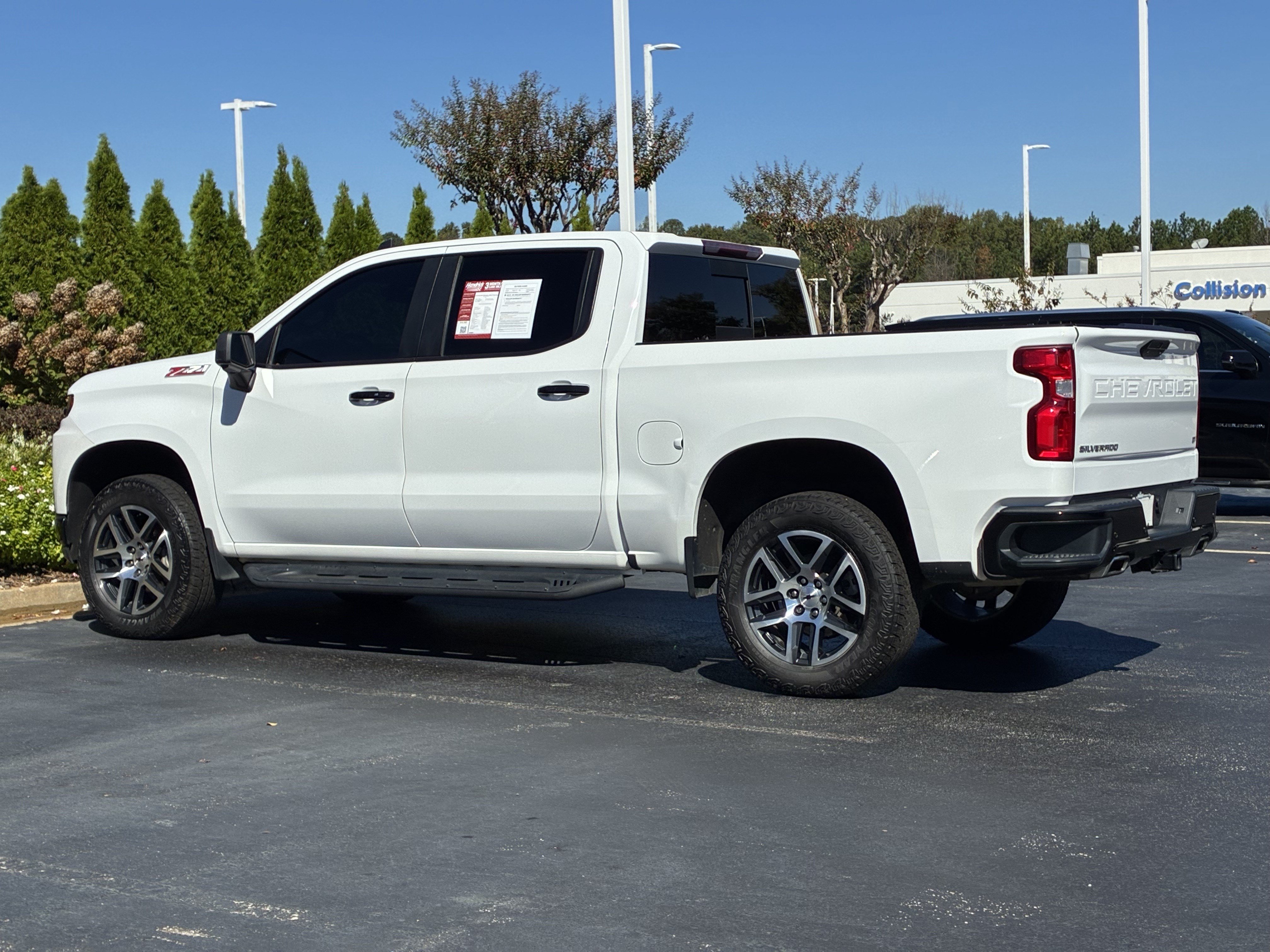 Used 2020 Chevrolet Silverado 1500 LT Trail Boss AWD/4WD image 9