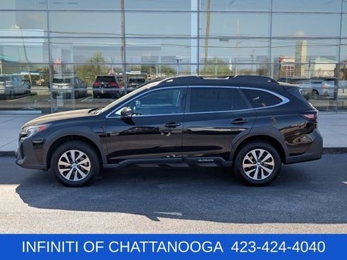 Used 2023 Subaru Outback Premium AWD/4WD image 2