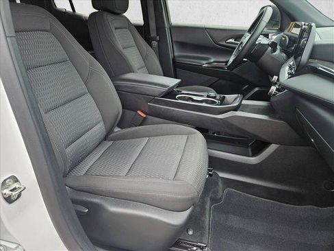 Certified 2026 Chevrolet Equinox LT w/ LPO, Floor Liner Package FWD image 20
