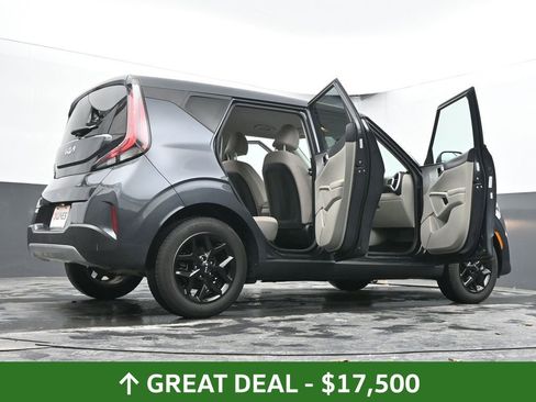Used 2025 Kia Soul LX w/ LX Technology Package image 94