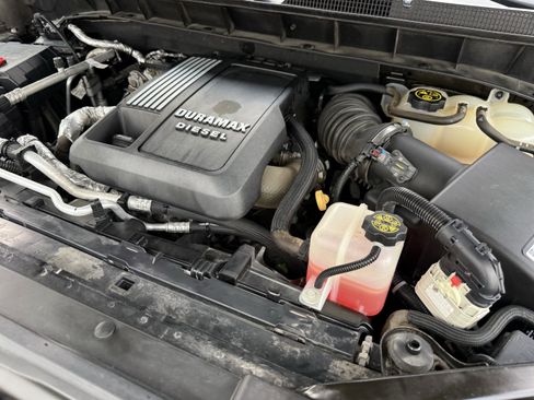 Used 2021 Chevrolet Silverado 1500 RST w/ Texas Edition Plus image 32