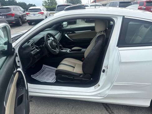 Used 2016 Honda Civic EX-L image 10