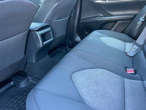 Used 2022 Toyota Camry LE FWD image 15