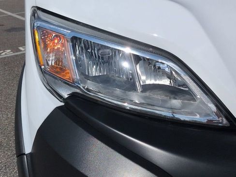 Used 2025 RAM ProMaster 1500 w/ Safety Group FWD image 10