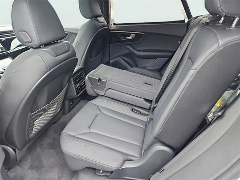 New 2026 Audi Q8 Premium Plus image 24