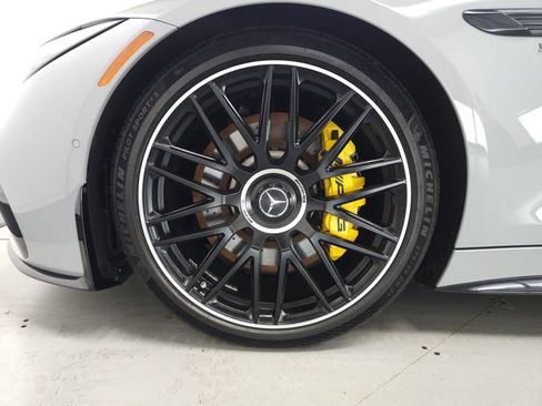 Certified 2022 Mercedes-Benz SL 63 AMG 4MATIC image 39