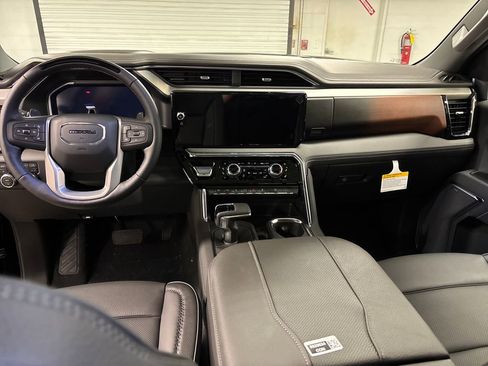 New 2026 GMC Sierra 1500 Denali AWD/4WD image 27