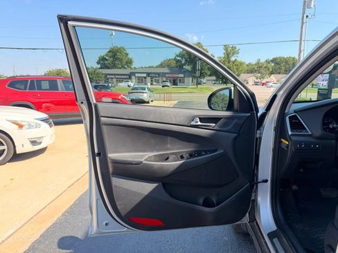 Used 2016 Hyundai Tucson Limited AWD/4WD image 9