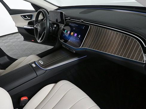 Certified 2025 Mercedes-Benz E 350 Sedan image 22