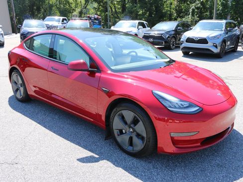 Used 2022 Tesla Model 3 Long Range AWD/4WD image 10