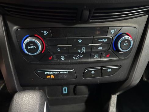 Used 2019 Ford Escape SE AWD/4WD image 20