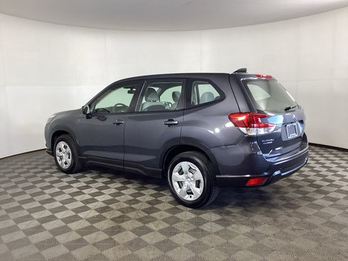 Used 2022 Subaru Forester AWD/4WD image 3