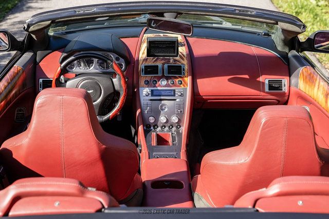 Used 2006 Aston Martin DB9 Volante RWD image 37
