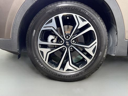 Used 2019 Hyundai Santa Fe Ultimate image 14