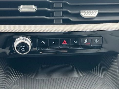 New 2026 Ford Explorer Active AWD/4WD image 20