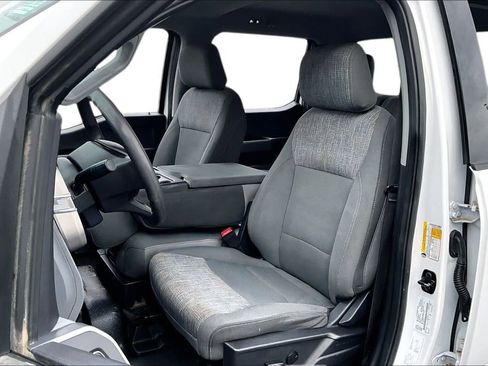 Used 2024 Ford F350 XLT image 26