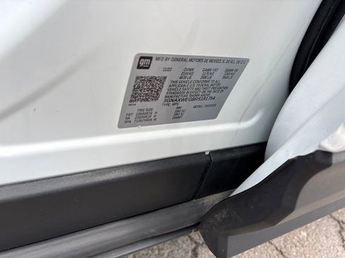 Used 2024 Chevrolet Equinox RS w/ RS Leather Package AWD/4WD image 10