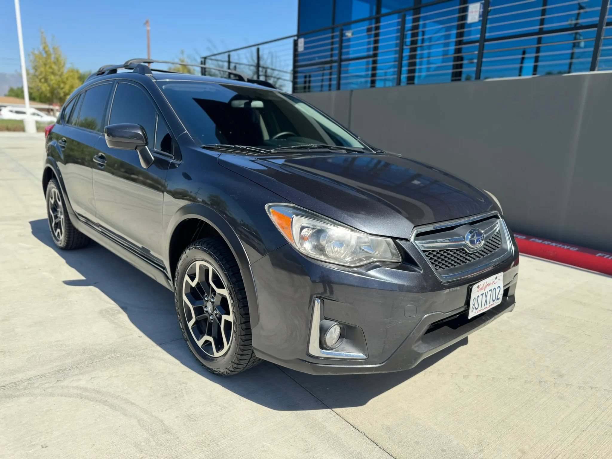 Used 2017 Subaru Crosstrek 2.0i Premium AWD/4WD image 32