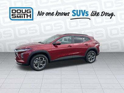 Used 2025 Chevrolet Trax LT w/ Driver Confidence Package