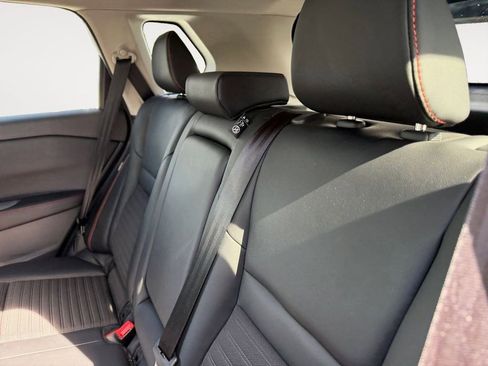 Used 2025 Nissan Rogue SV image 31