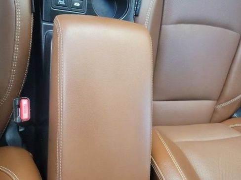 Used 2019 Subaru Outback 2.5i Touring w/ Popular Package #3A AWD/4WD image 22