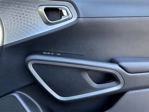 Used 2023 Kia Soul LX w/ Option Group 015 image 20