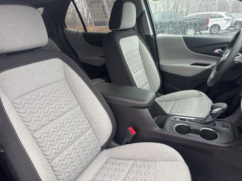 Used 2022 Chevrolet Equinox LS AWD/4WD image 11